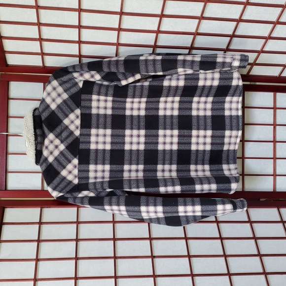 Women's Sherpa-Lined Shacket - Picture 2 of 8